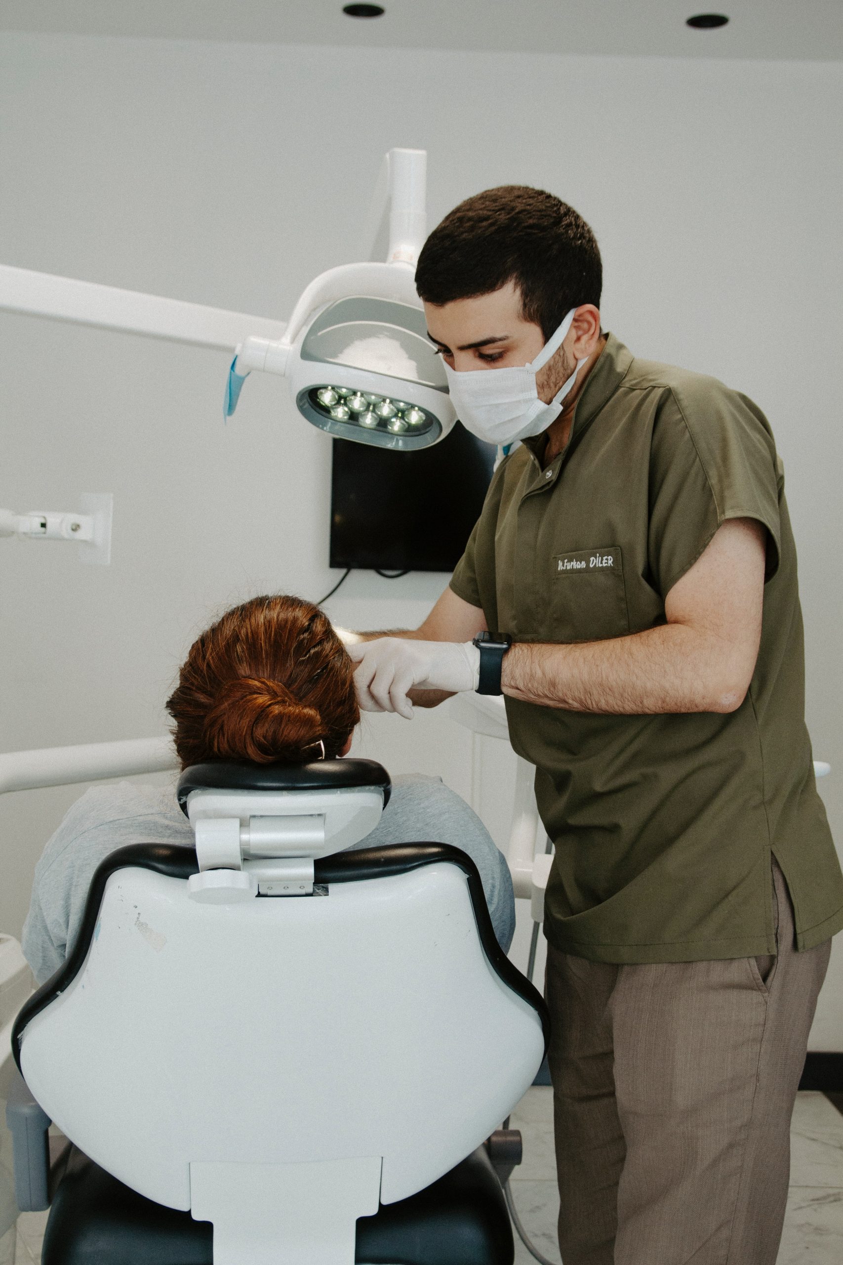 Exploring the Different Types of Retainers for Orthodontic Treatment
